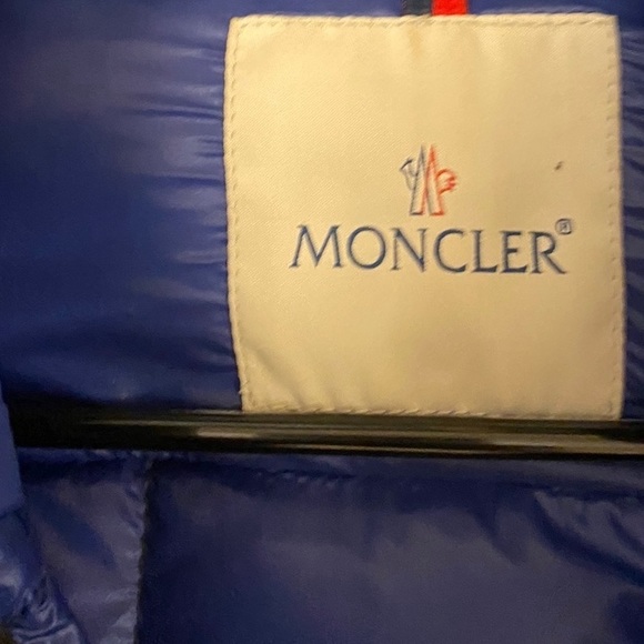 Moncler Blue puffer jacket - Picture 6 of 7